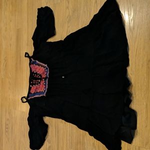 AUW Dress off shoulder Black Flowy size 10